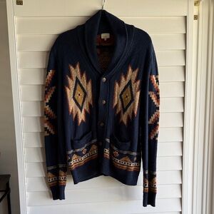 Faherty Men’s Navy and Tan Southwestern Cardigan